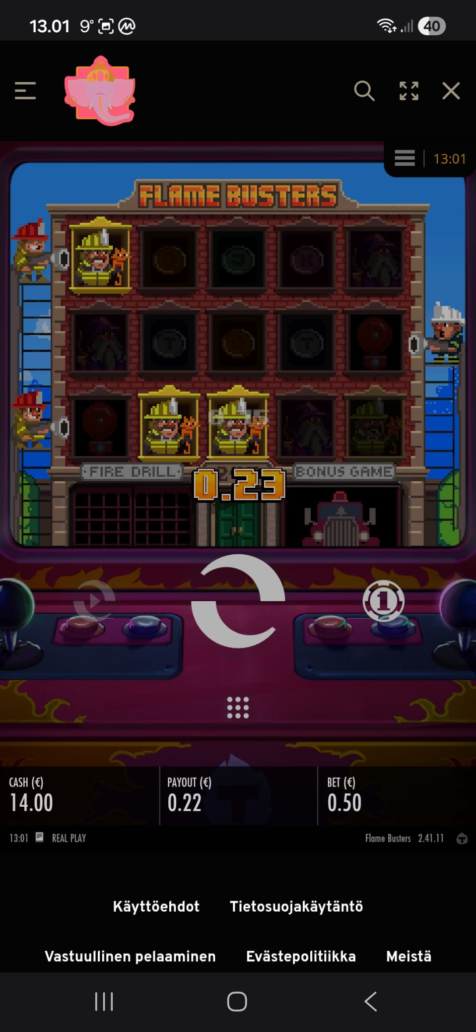 Retrohenkistä slottimenoa